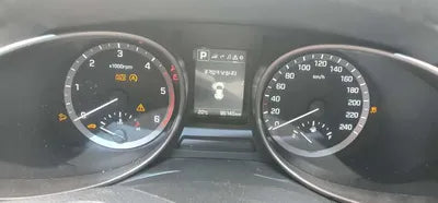 2017 Hyundai Santa FE KMHSW81UBJU845884 VIN:KMHSW81UBJU845884