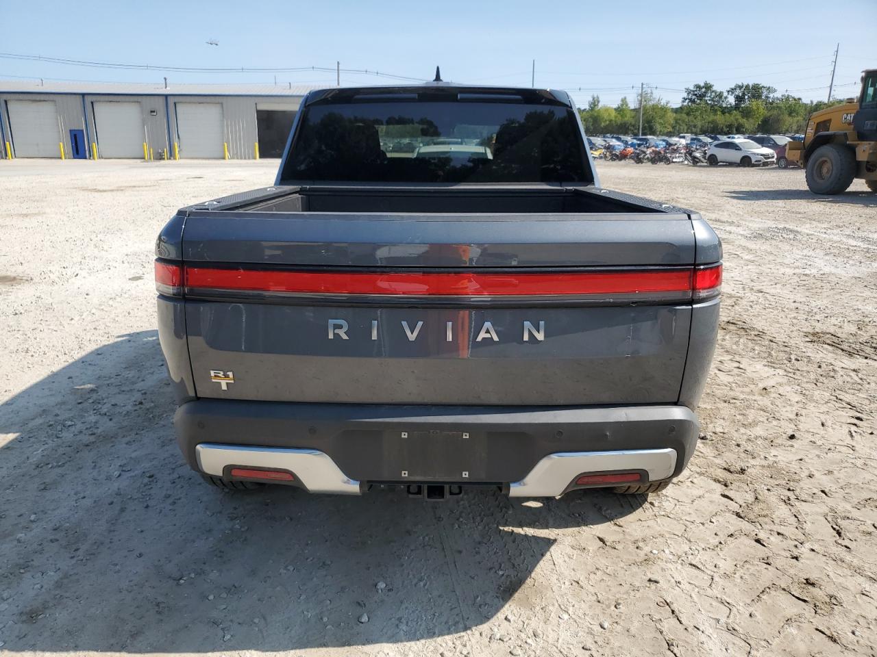 2022 RIVIAN R1T ADVENTURE VIN:7FCTGAAA7NN015041