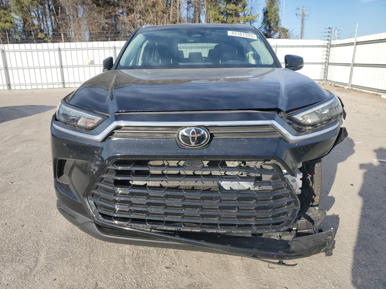2024 TOYOTA GRAND HIGHLANDER XLE VIN:5TDAAAA55RS007392