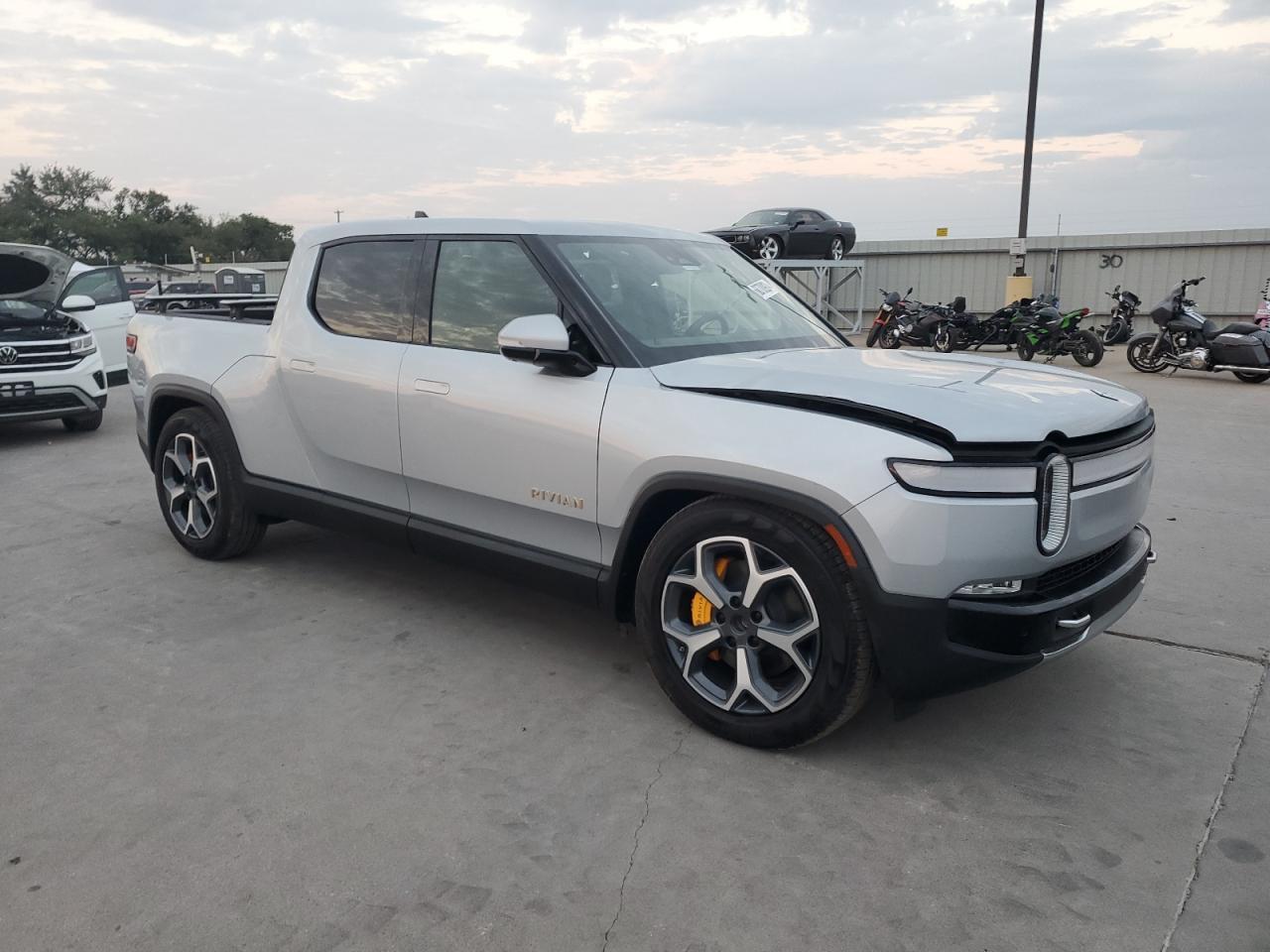 2023 RIVIAN R1T ADVENTURE VIN:7FCTGAAA4PN024542