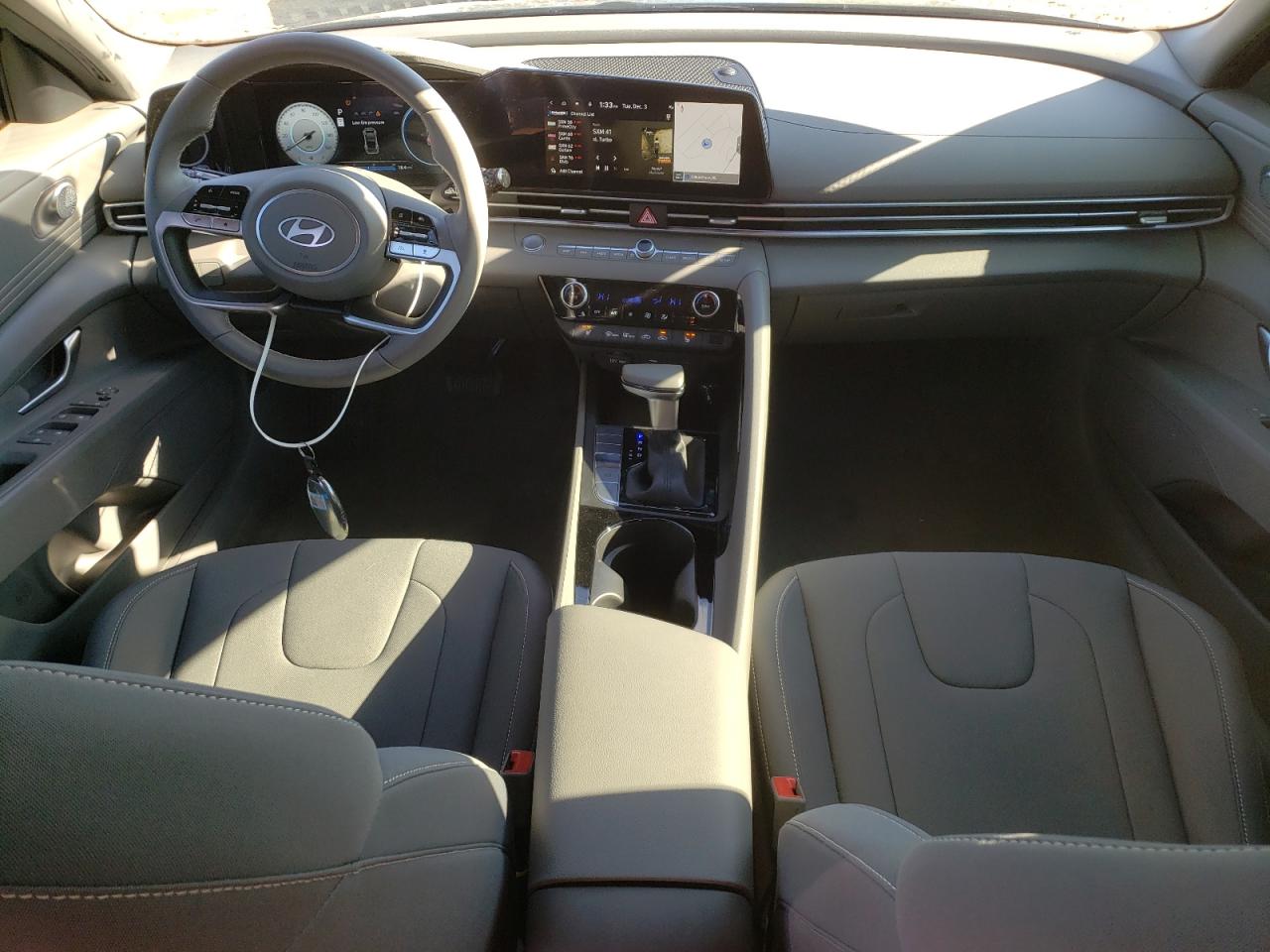 2024 HYUNDAI ELANTRA SEL VIN:KMHLS4DG1RU733620