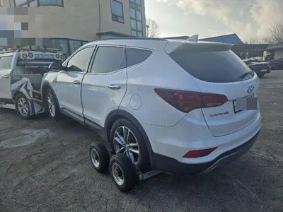 2016 Hyundai Santa FE VIN: