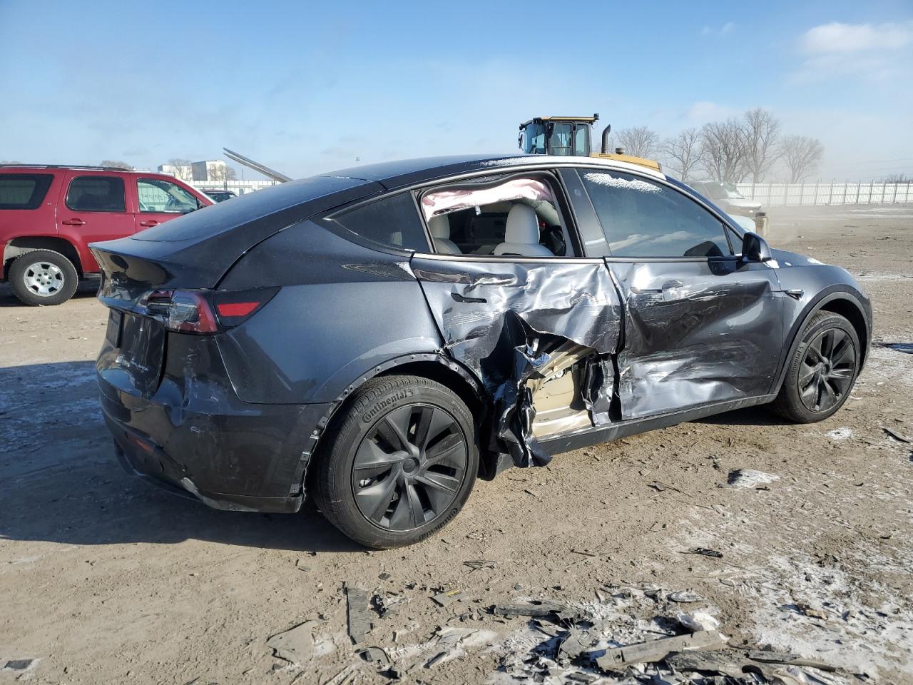 2024 TESLA MODEL Y  VIN:7SAYGDEE6RF152828