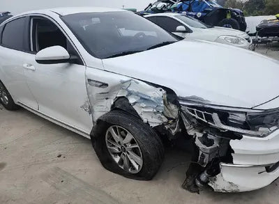2016 Kia K5 KNAGS416BGA002631 VIN:KNAGS416BGA002631