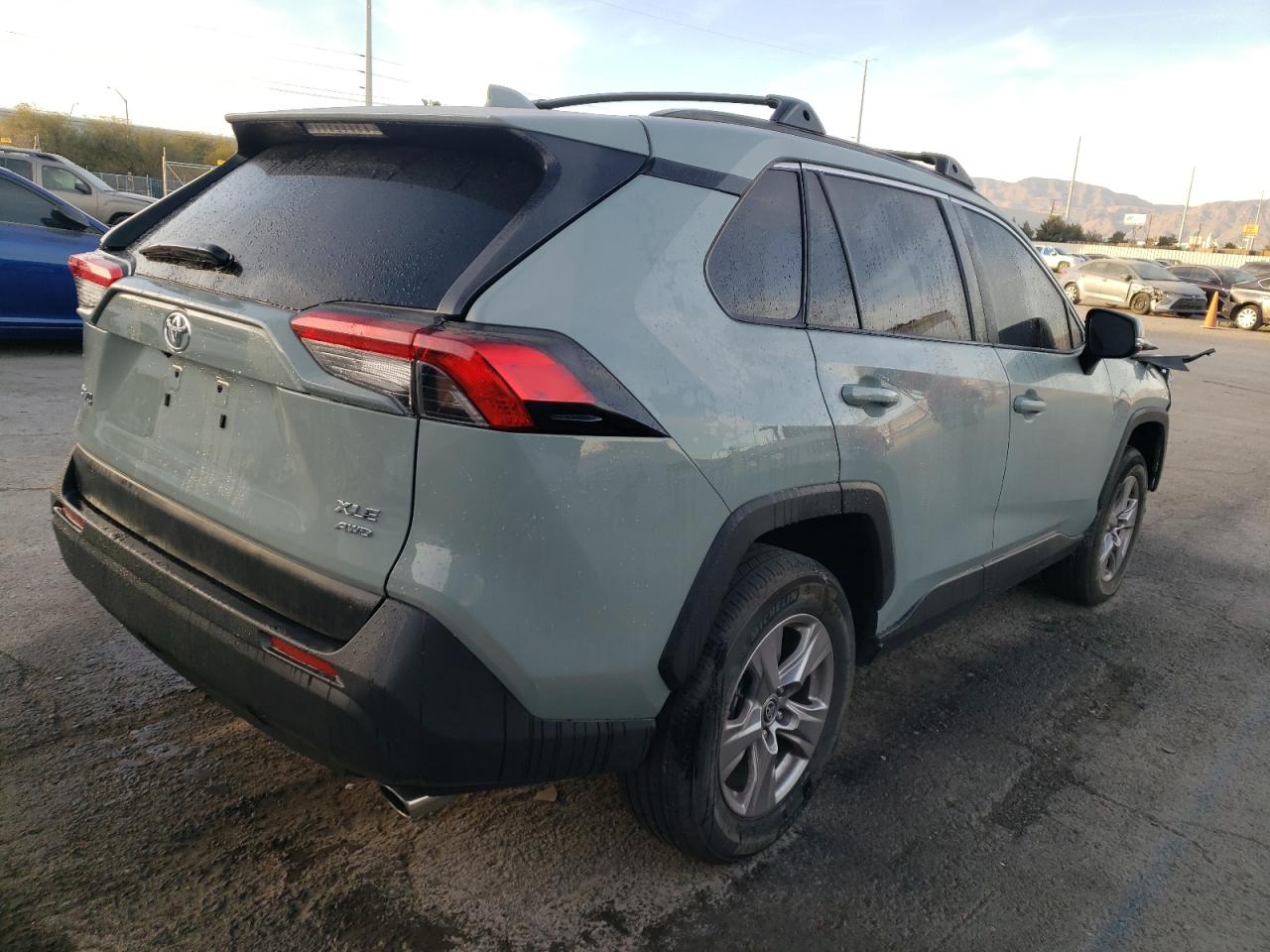 2022 TOYOTA RAV4 XLE VIN:2T3P1RFV0NW280976