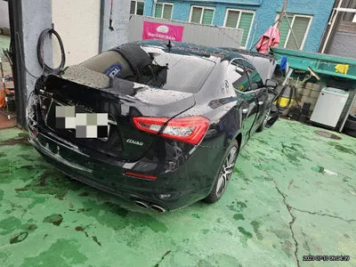 2018 Maserati Ghibli VIN: