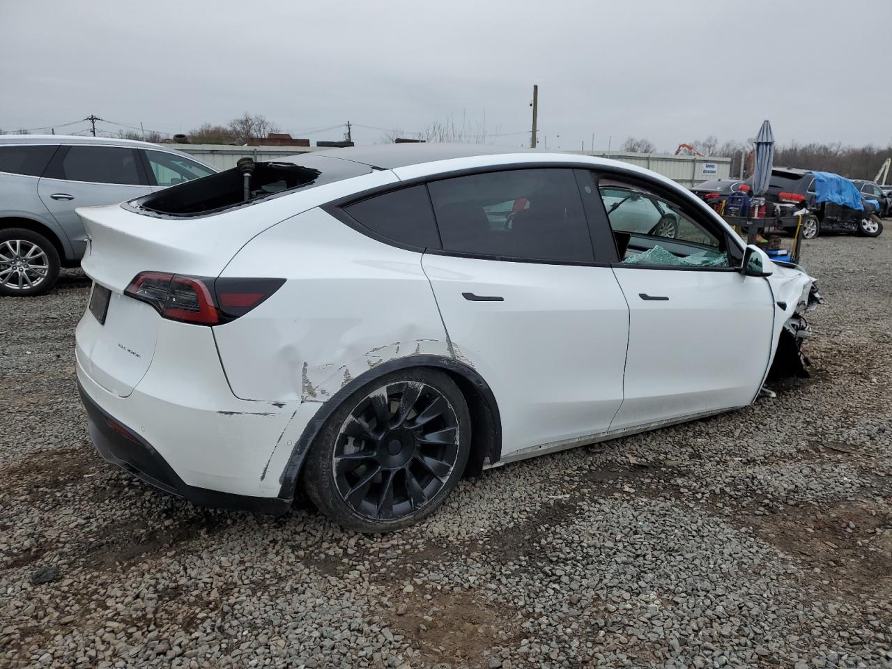 2022 TESLA MODEL Y  VIN:7SAYGDEEXNF438546