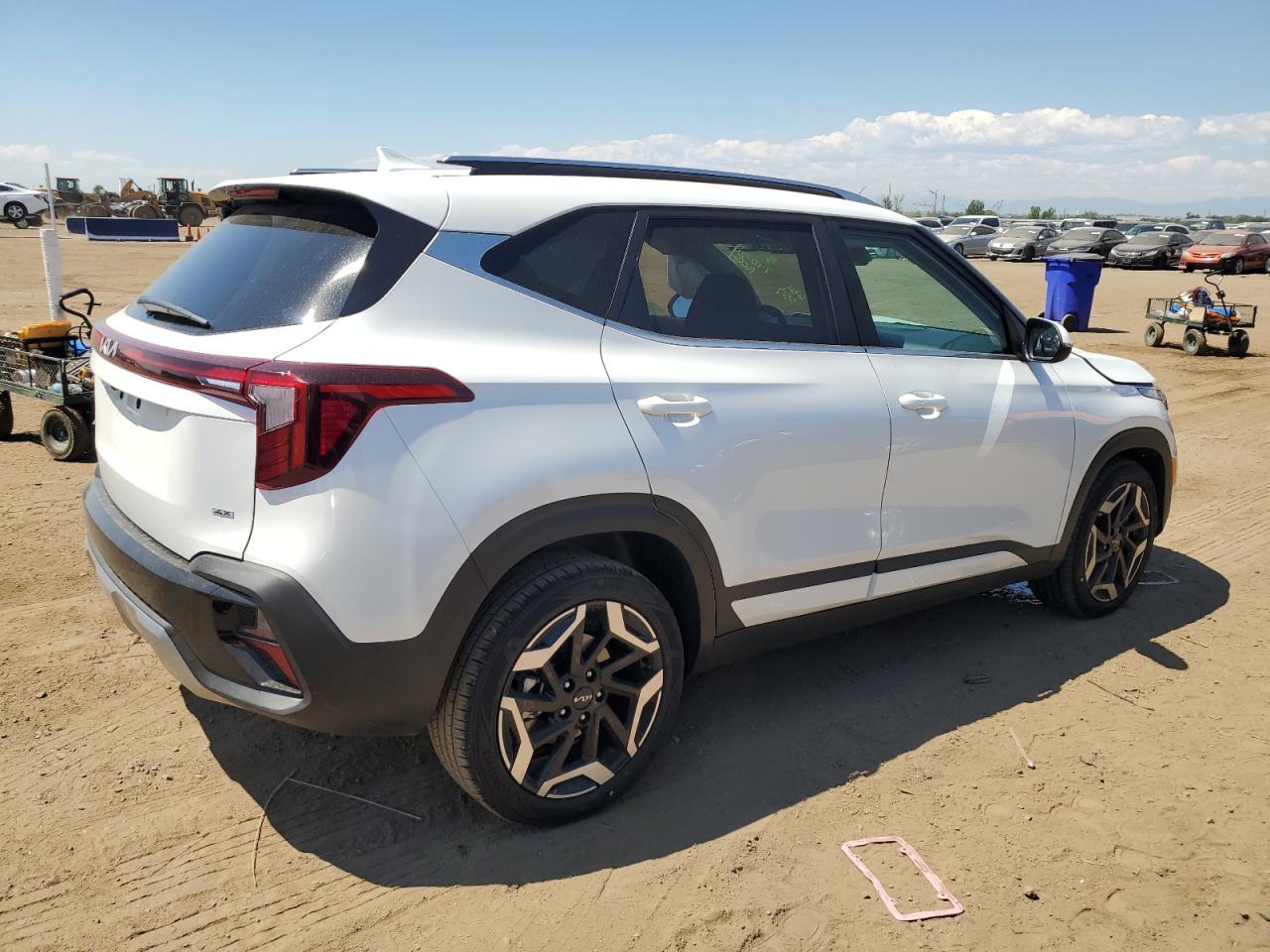 2024 KIA SELTOS SX VIN:KNDETCA78R7634557