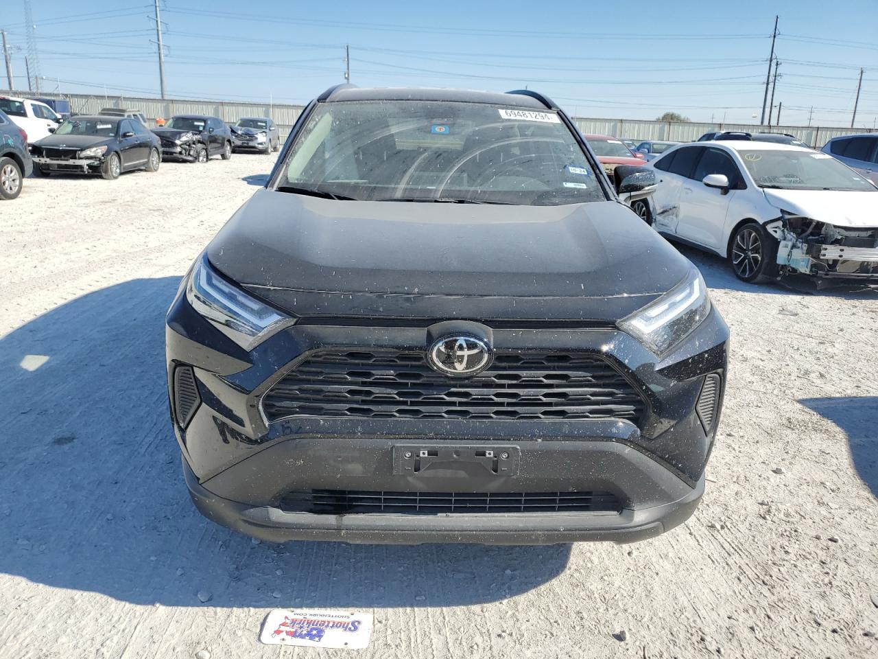 2022 TOYOTA RAV4 XLE VIN:2T3W1RFV4NC208160