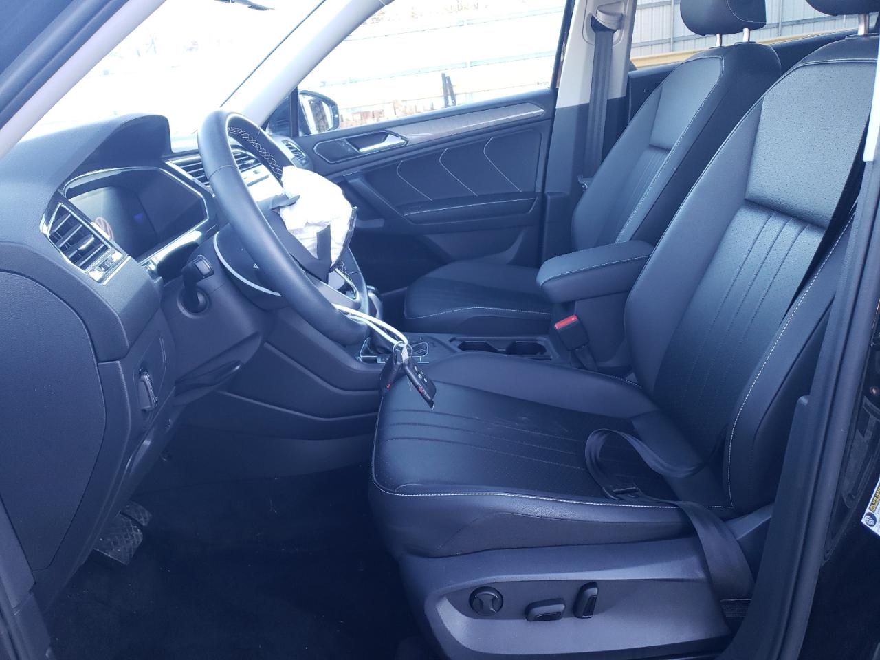 2023 VOLKSWAGEN TIGUAN SE VIN:3VVNB7AXXPM059912
