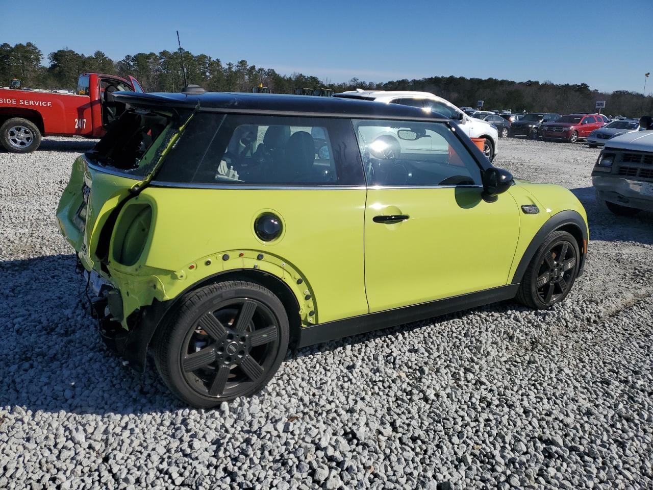2024 MINI COOPER S VIN:WMW53DH07R2V50304