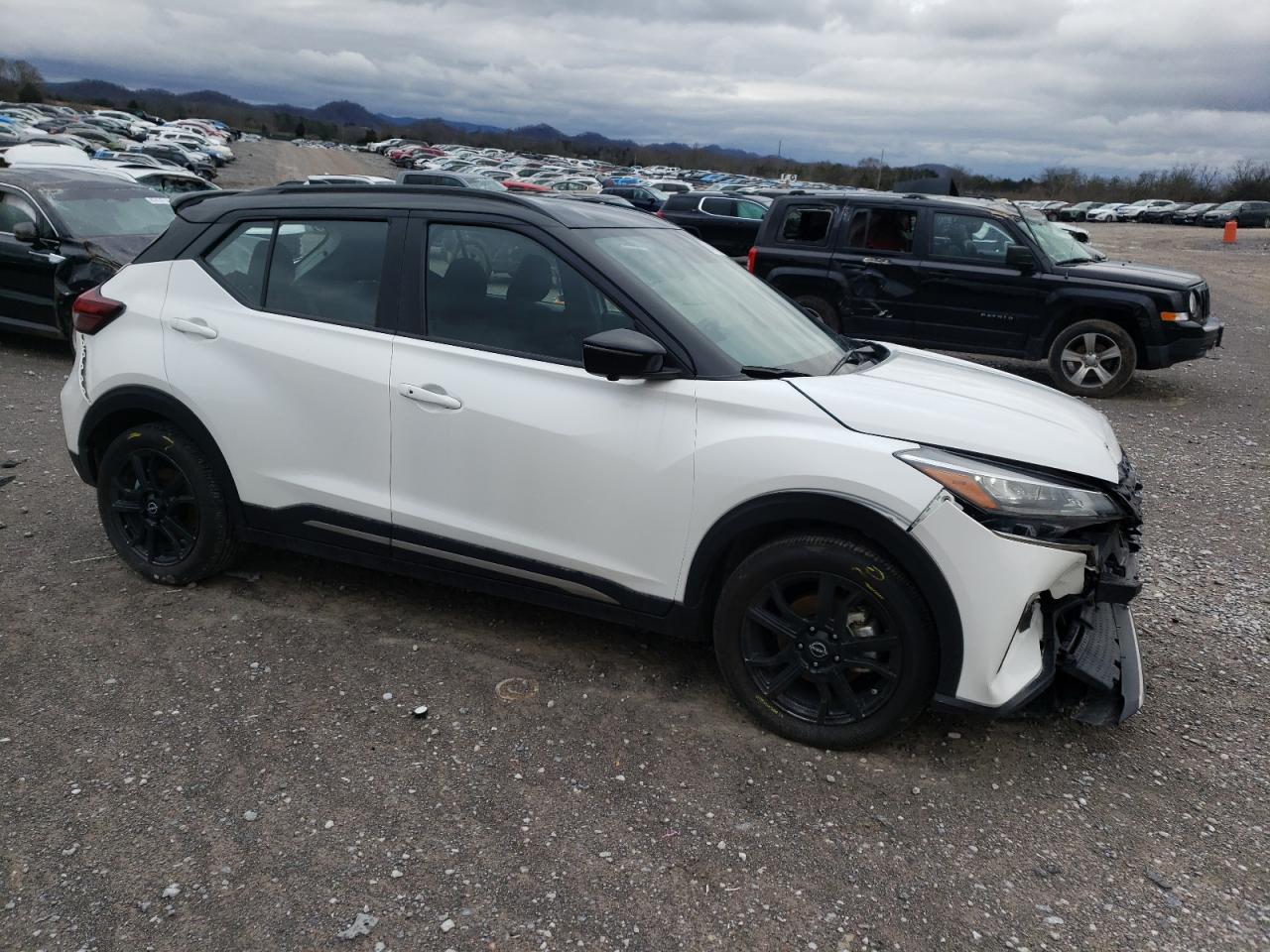 2024 NISSAN KICKS SR VIN:3N1CP5DV5RL536263