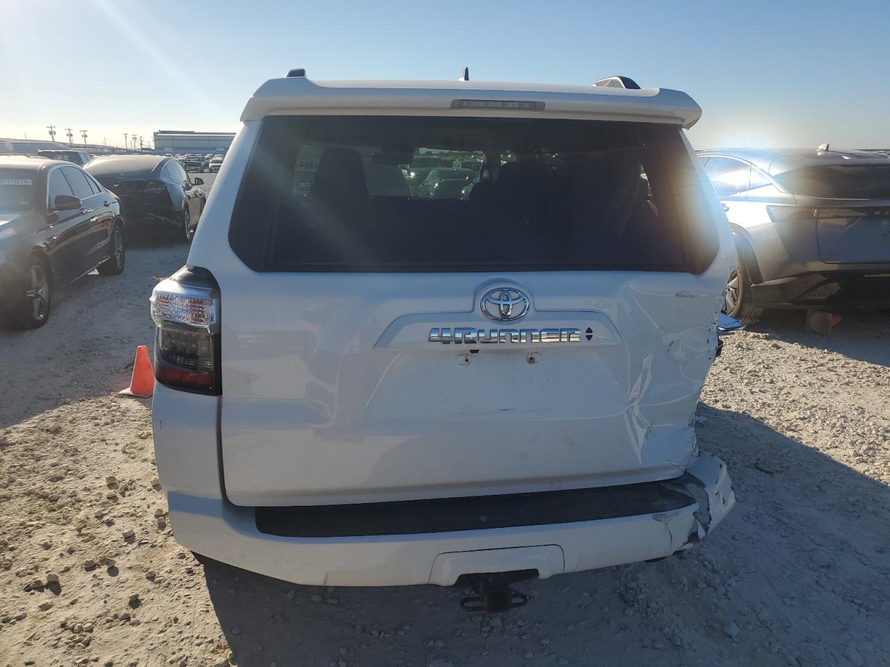 2022 TOYOTA 4RUNNER SR5 VIN:JTEEU5JR8N5263380