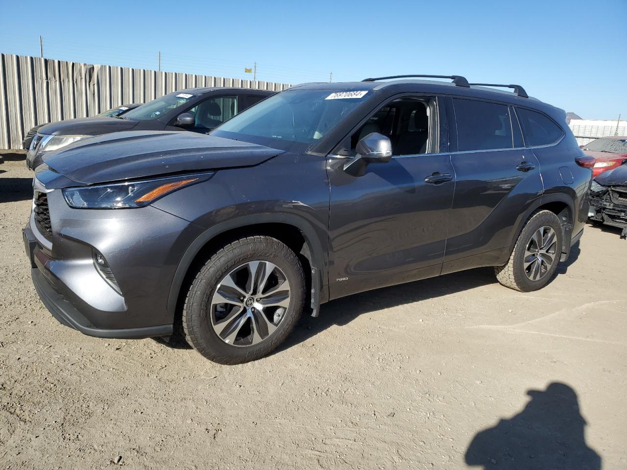 2022 TOYOTA HIGHLANDER HYBRID XLE VIN:5TDHBRCH7NS541697