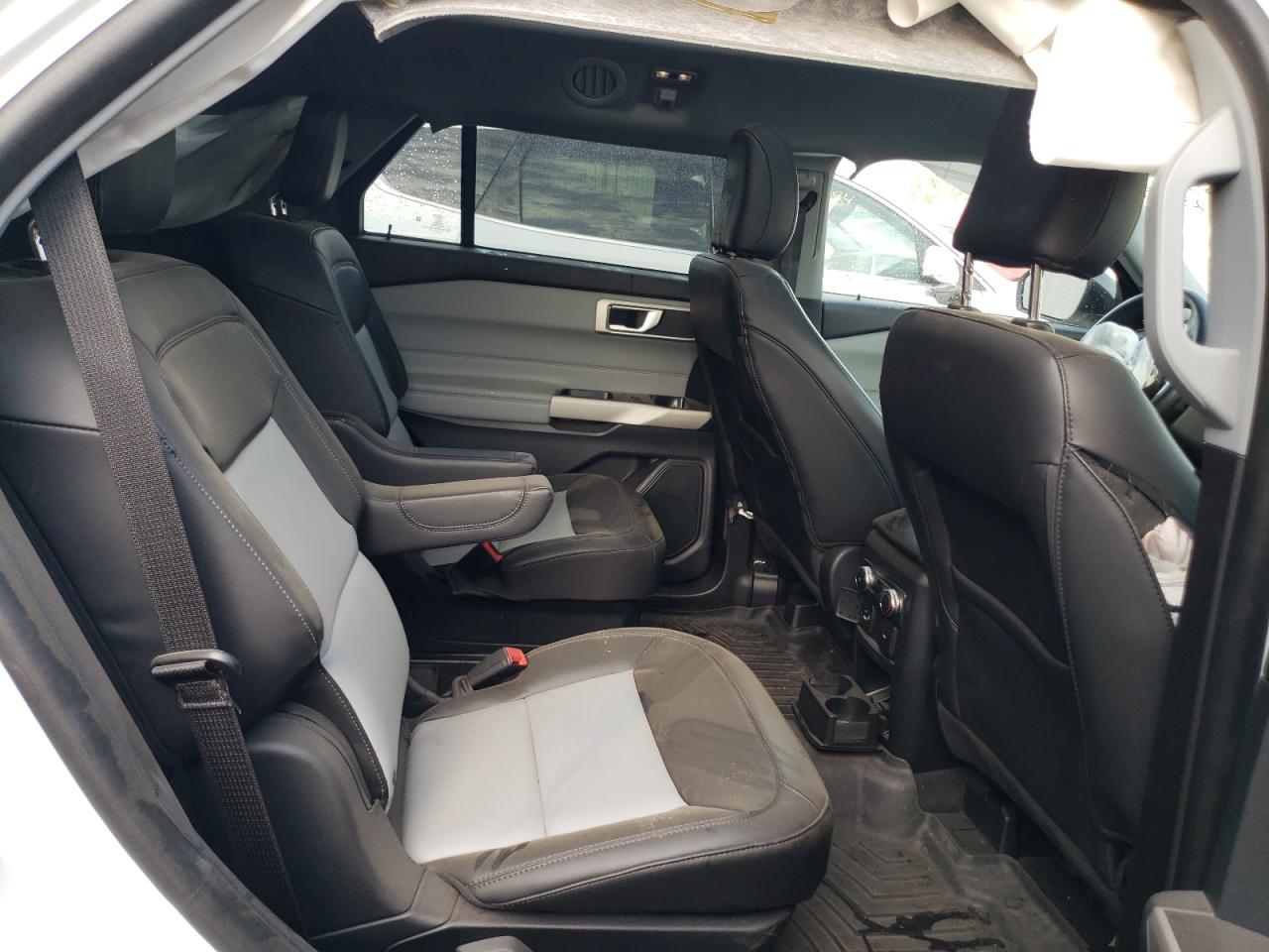 2022 FORD EXPLORER XLT VIN:1FMSK8DH9NGC15548