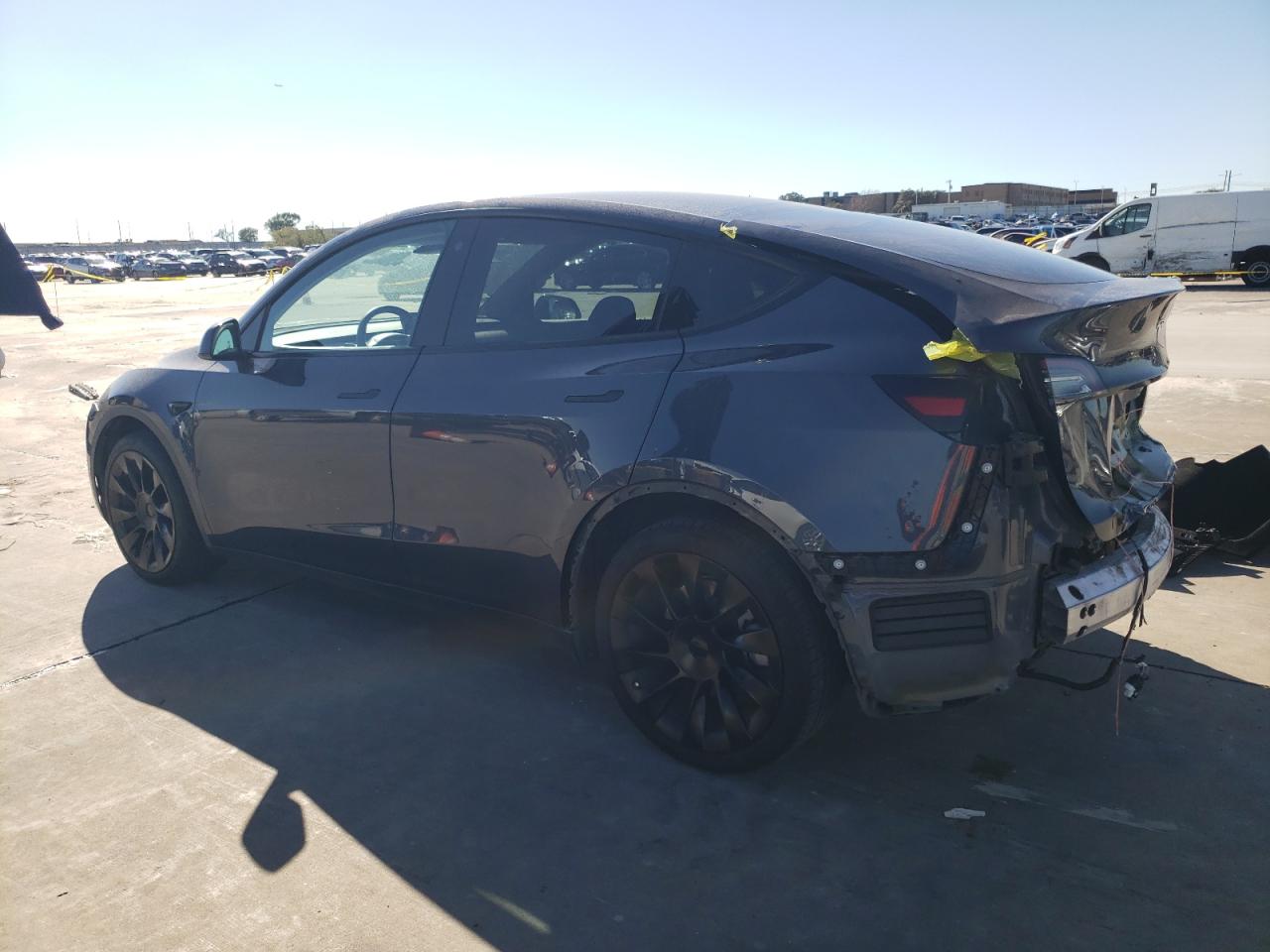 2022 TESLA MODEL Y  VIN:7SAYGDEE3NA002229