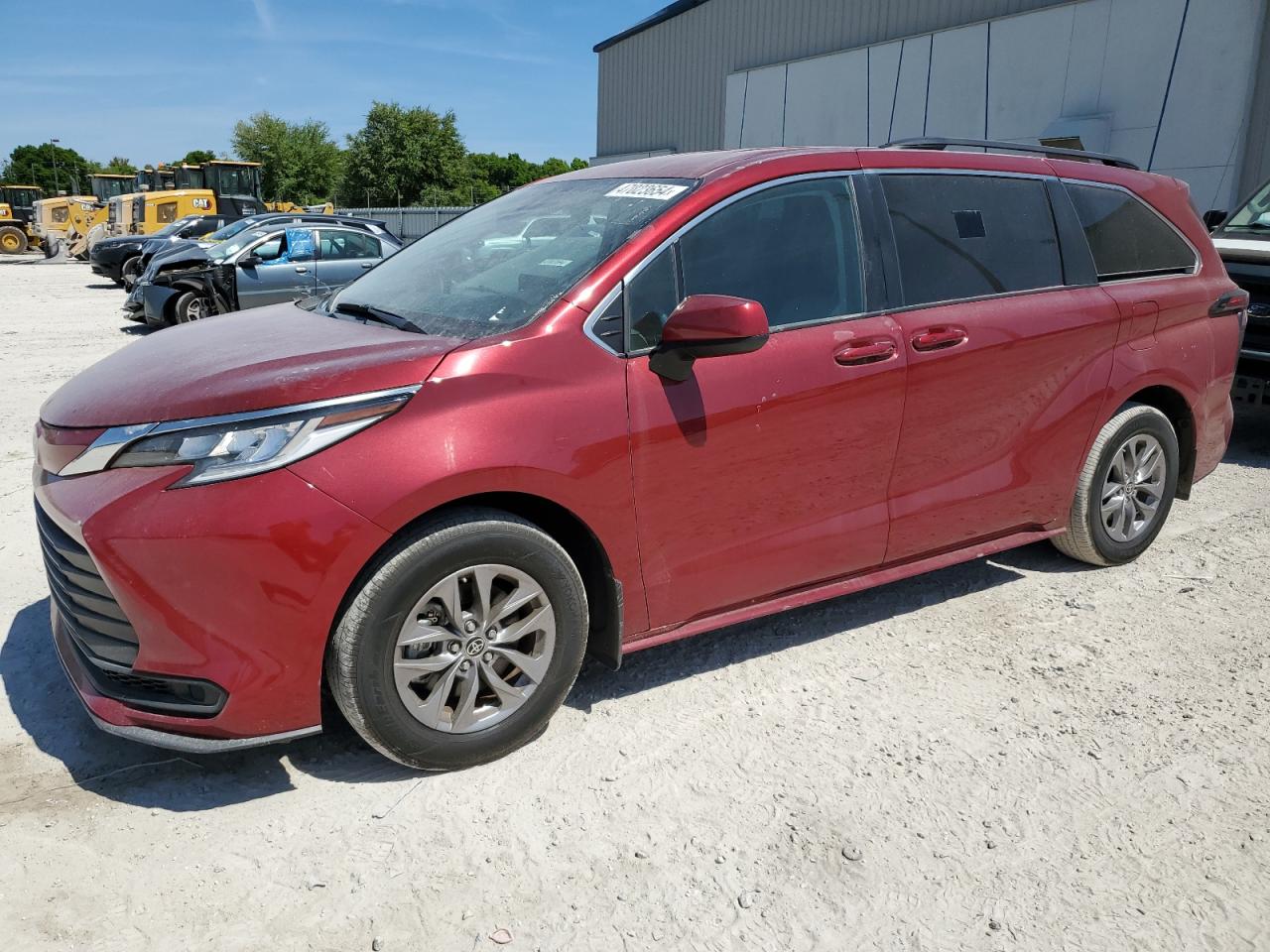 2022 TOYOTA SIENNA LE VIN:5TDKRKEC3NS077785