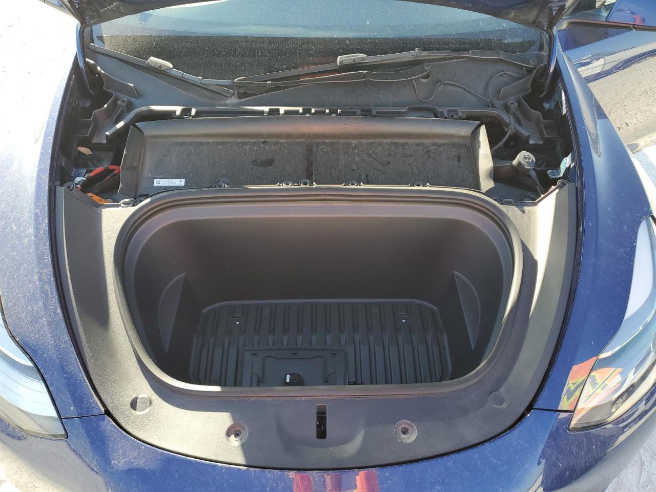 2023 TESLA MODEL Y  VIN:7SAYGDEE3PA067729