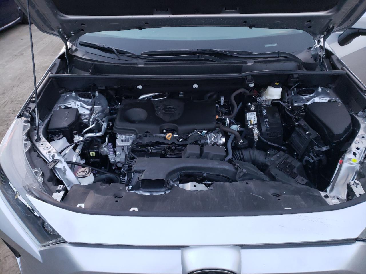 2024 TOYOTA RAV4 XLE VIN:2T3W1RFV6RC275591