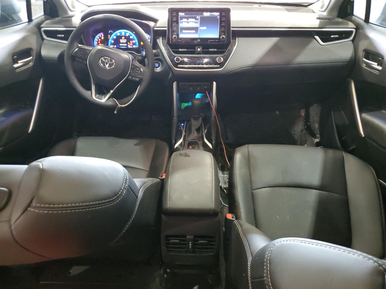 2022 TOYOTA COROLLA CROSS XLE VIN:7MUDAAAGXNV031637