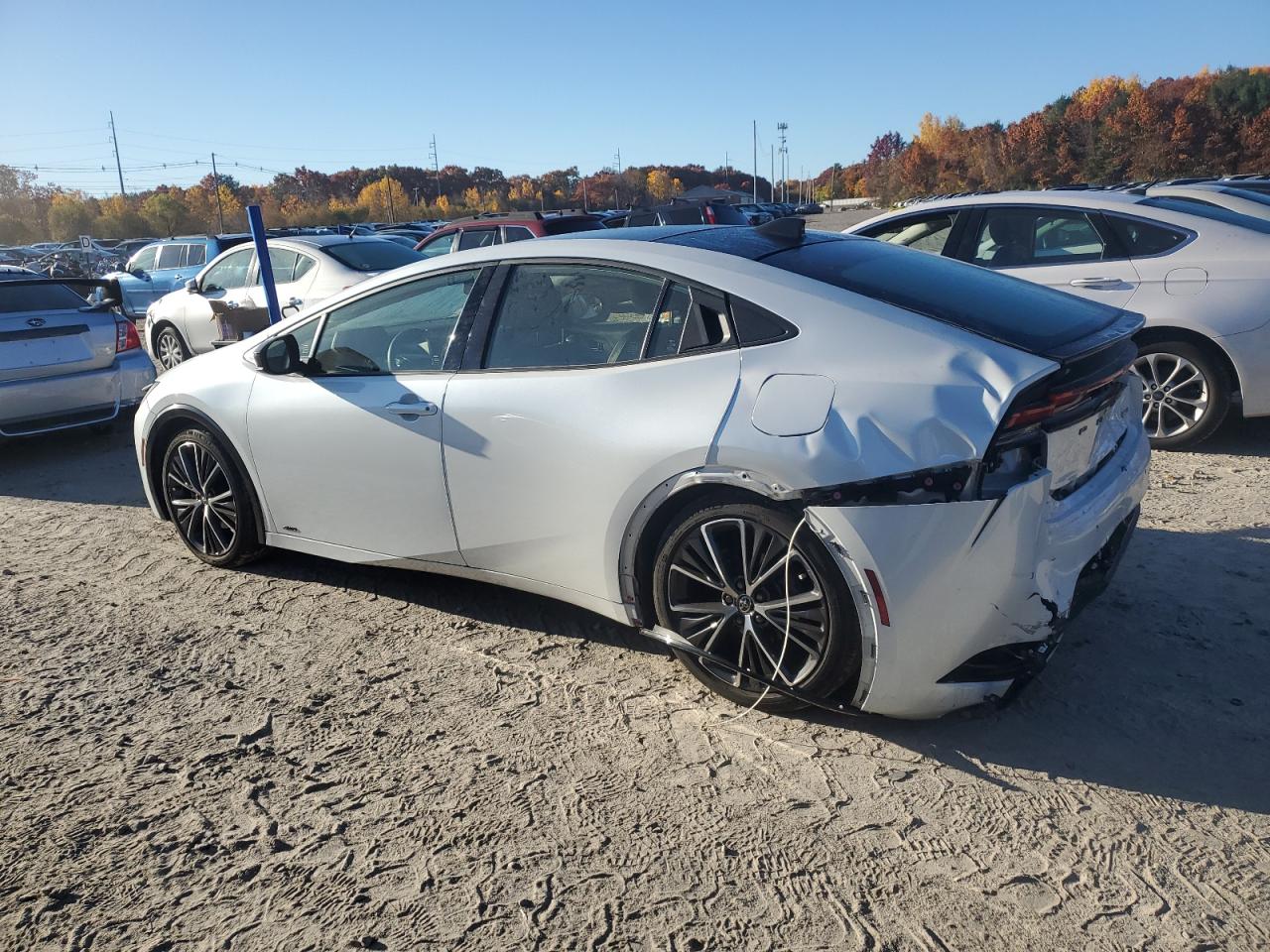 2023 TOYOTA PRIUS LE VIN:JTDADABU7P3003338