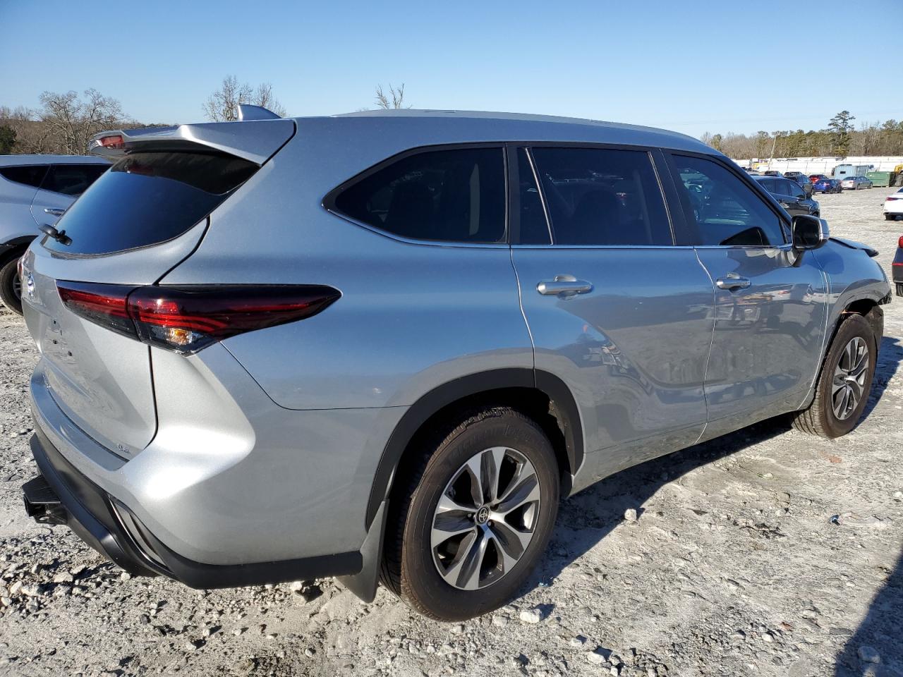 2024 TOYOTA HIGHLANDER LE VIN:5TDKDRAH0RS547446