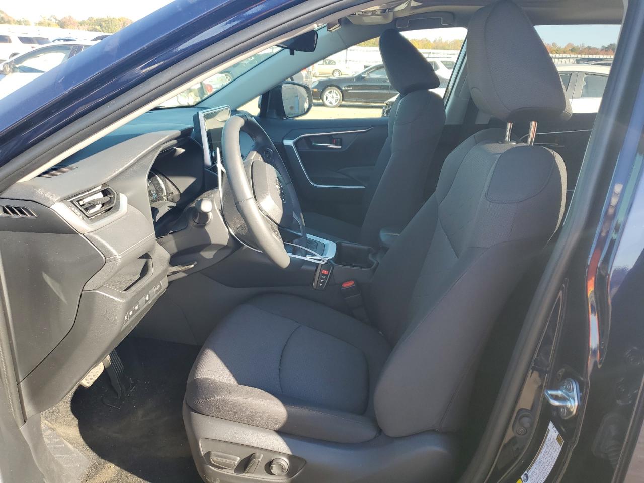 2023 TOYOTA RAV4 XLE VIN:JTMRWRFV1PD198233