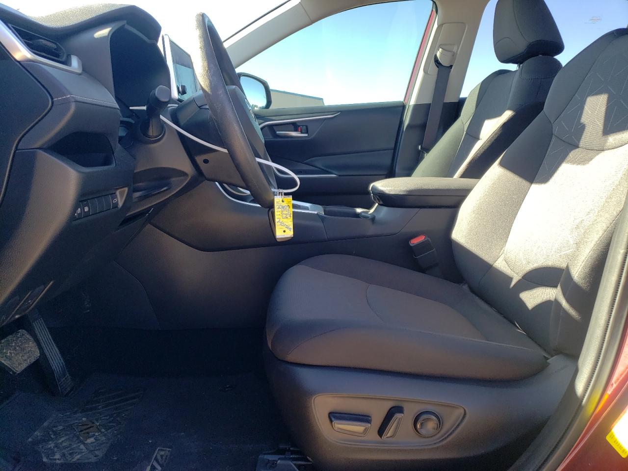 2023 TOYOTA RAV4 XLE VIN:JTMW1RFV6PD099487