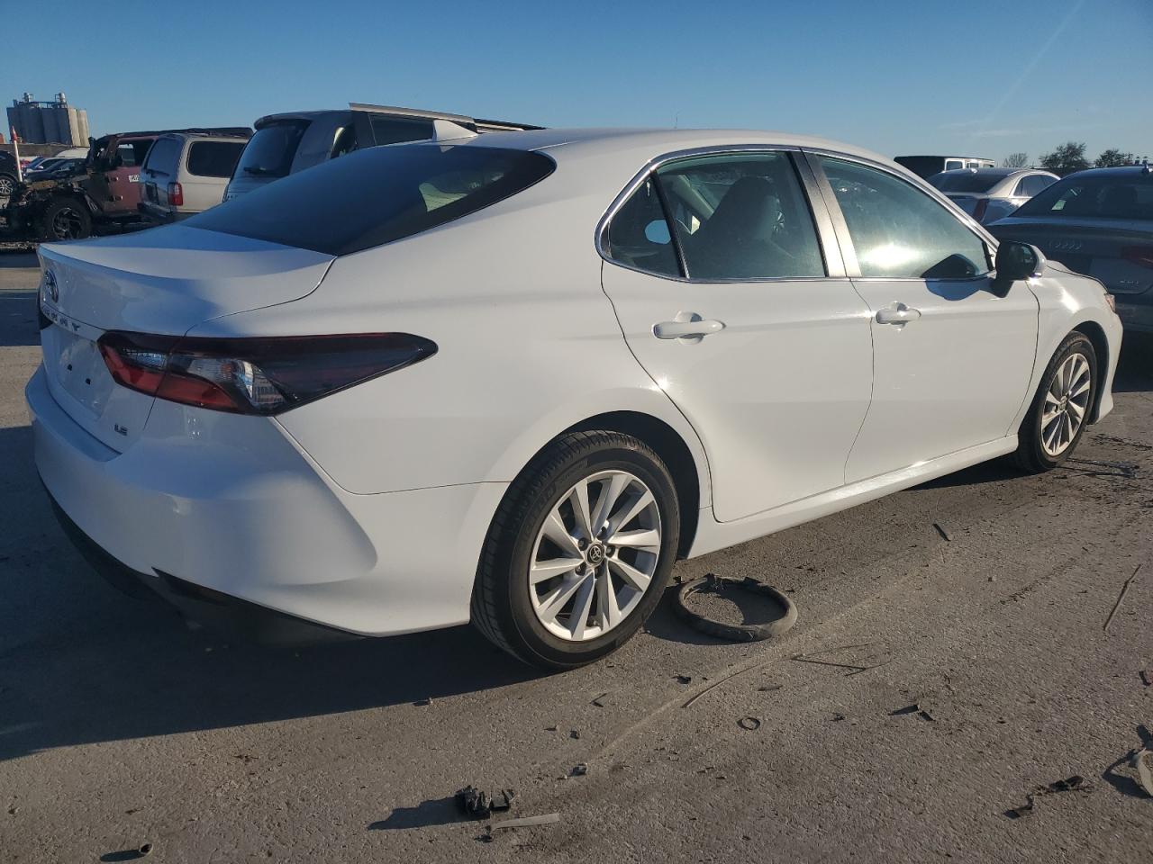 2022 TOYOTA CAMRY LE VIN:4T1C11AKXNU670778