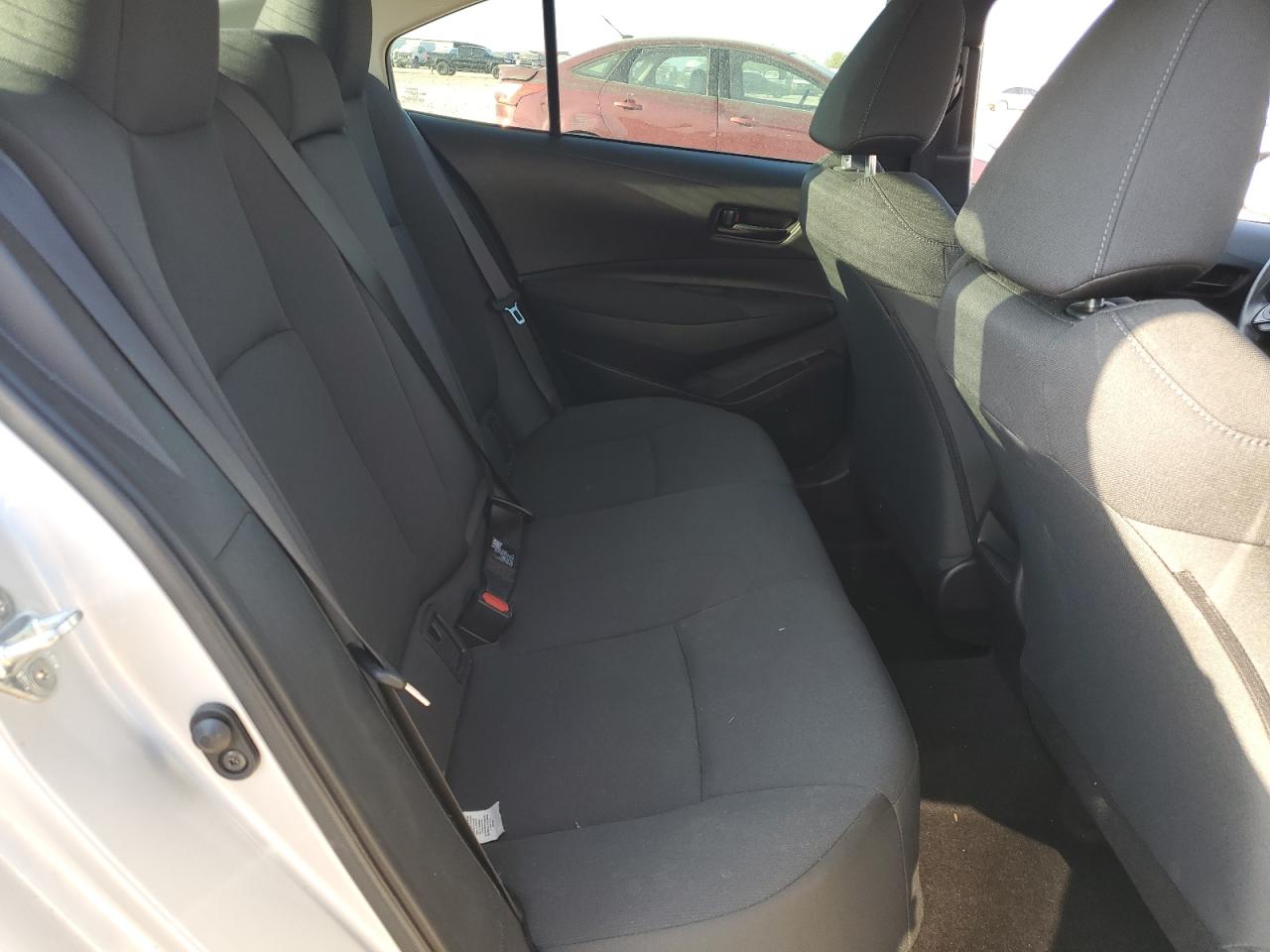 2022 TOYOTA COROLLA LE VIN:5YFEPMAE8NP300210