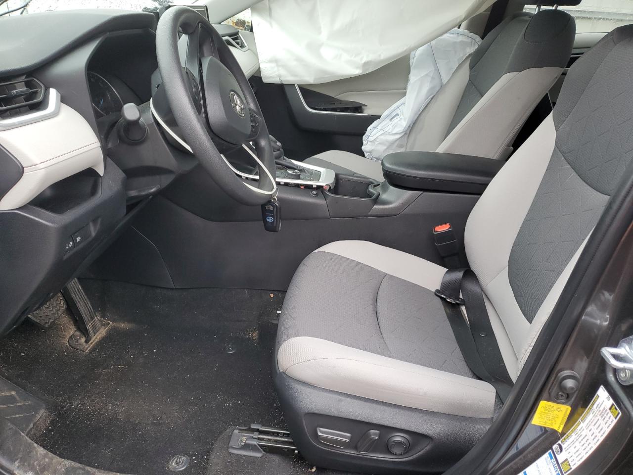 2022 TOYOTA RAV4 XLE VIN:4T3RWRFV2NU73483