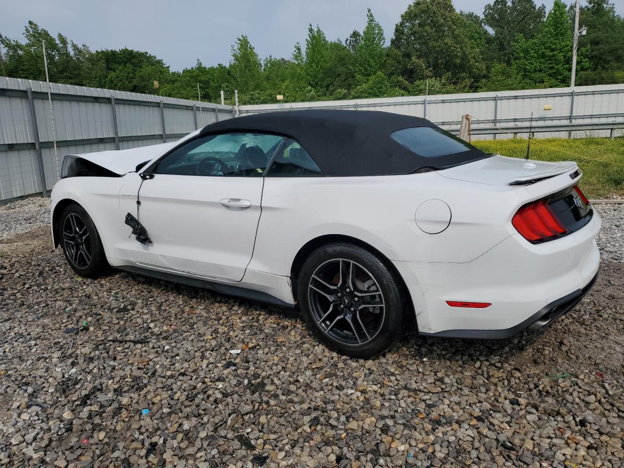 2022 FORD MUSTANG  VIN:1FATP8UH6N5120246