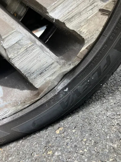 2014 Mercedes-Benz E 300 VIN: