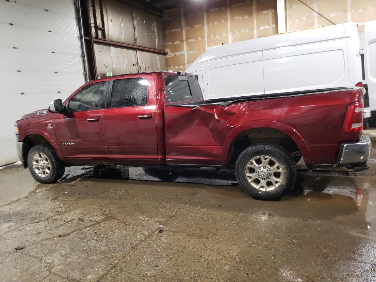 2022 RAM 3500 LARAMIE VIN:3C63R3JL6NG343225