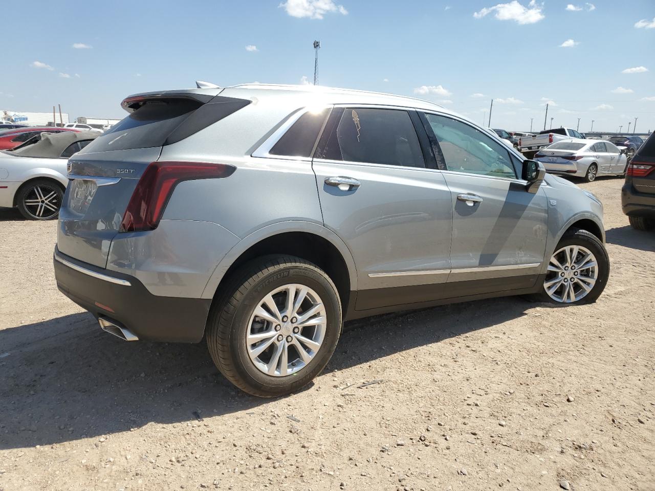 2024 CADILLAC XT5 LUXURY VIN:1GYKNAR41RZ733019