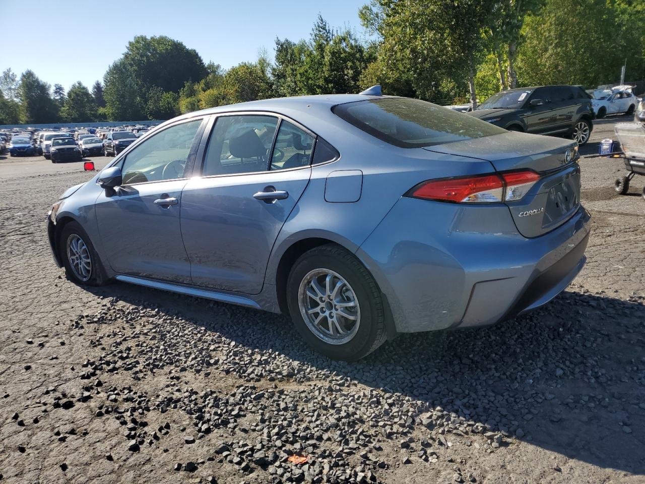 2022 TOYOTA COROLLA LE VIN:JTDEAMDE7NJ055398
