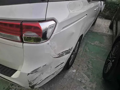 2015 Kia Carnival KNAME81ABGS140772 VIN:KNAME81ABGS140772