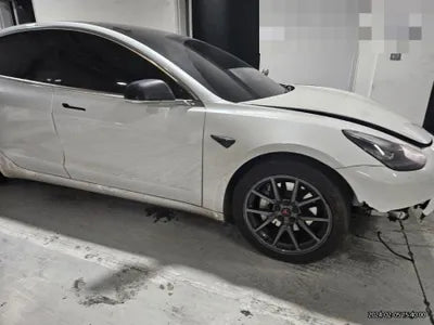 2020 Tesla Model 3 VIN: