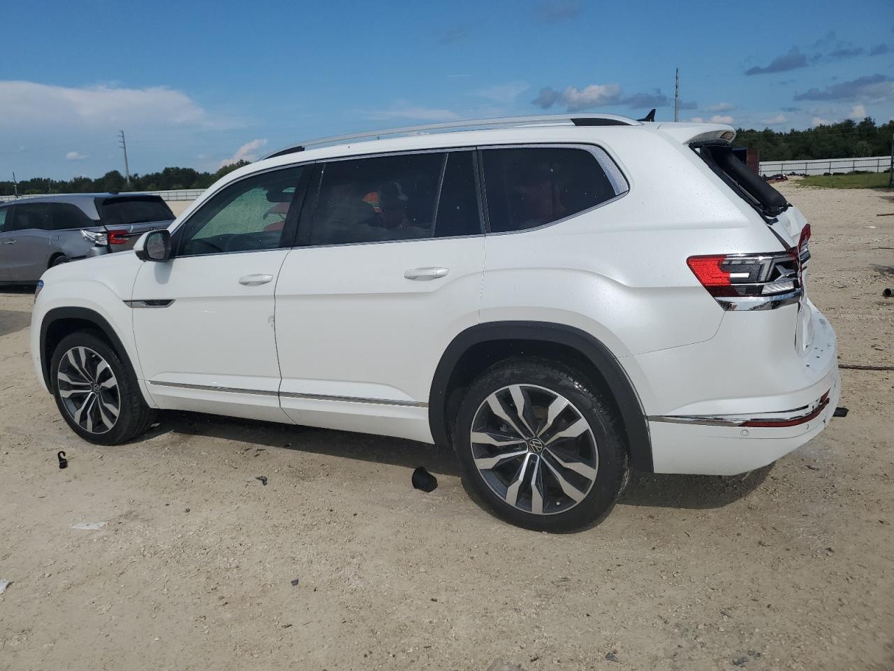 2023 VOLKSWAGEN ATLAS SEL PREMIUM R-LINE VIN:1V2FR2CA4PC520760