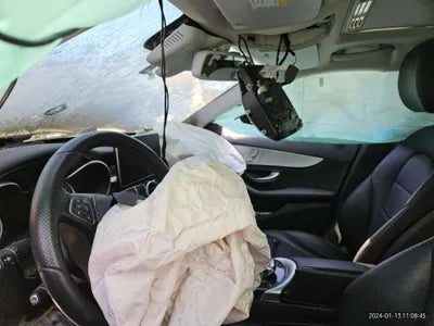 2016 Mercedes-Benz C 200 919KMWDDWF4CB7GF2 VIN:919KMWDDWF4CB7GF2