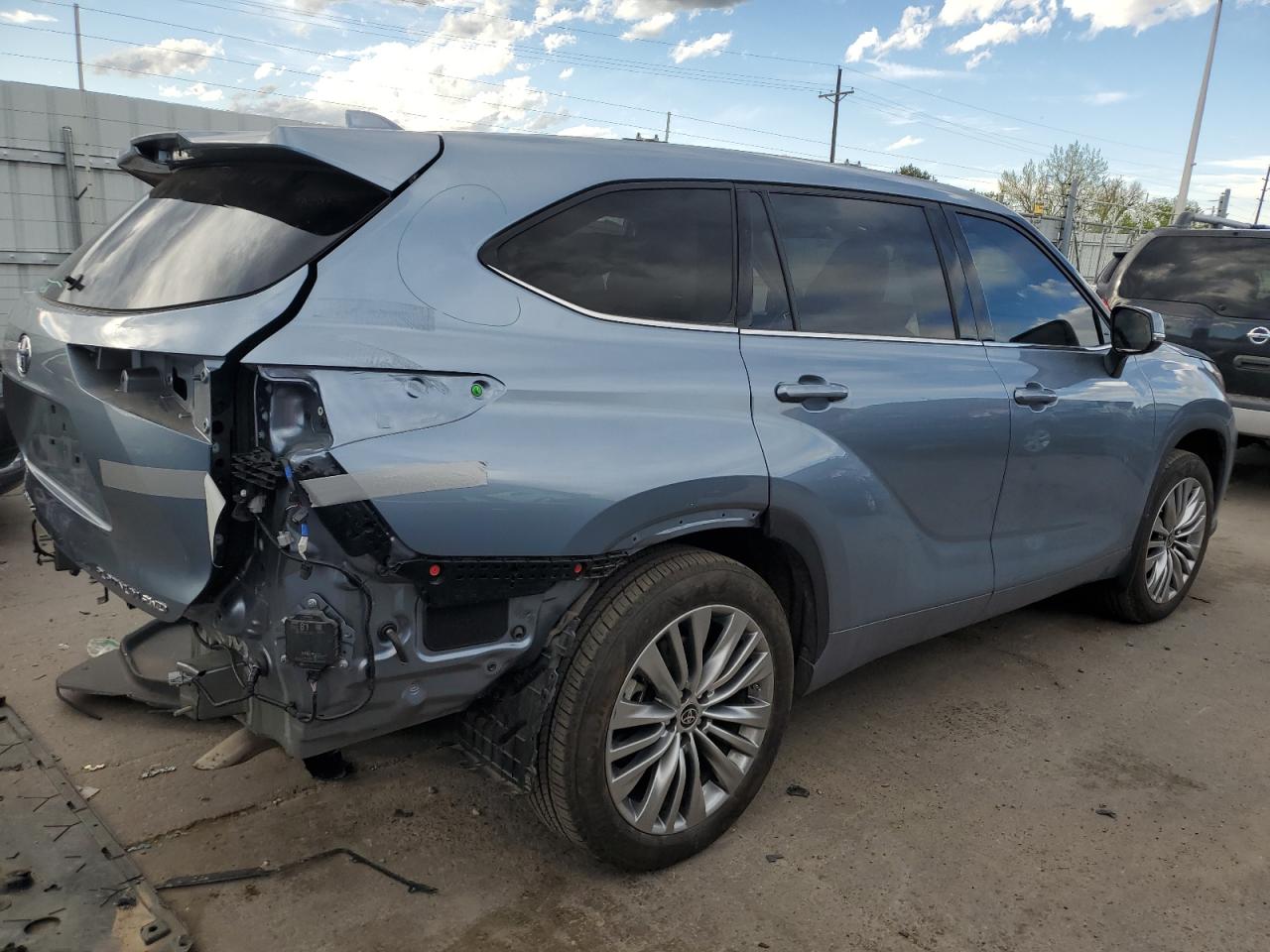 2022 TOYOTA HIGHLANDER PLATINUM VIN:5TDFZRBH7NS197504