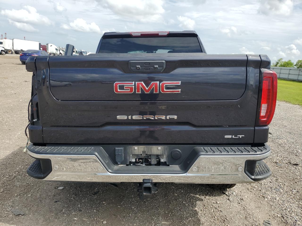 2022 GMC SIERRA C1500 SLT VIN:3GTPHDED6NG590671