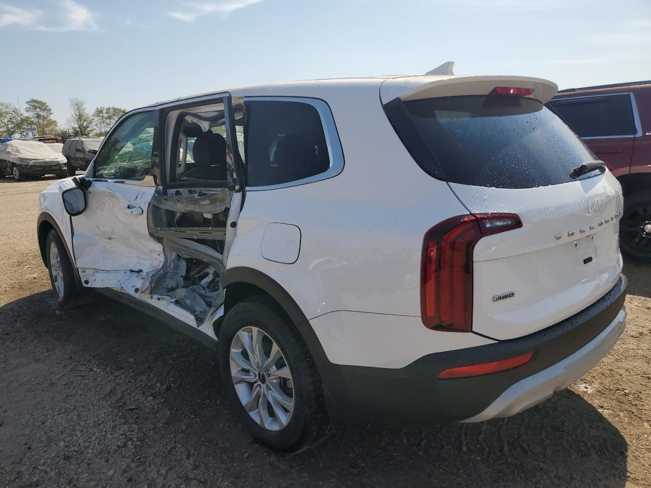 2022 KIA TELLURIDE LX VIN:5XYP2DHC2NG212513