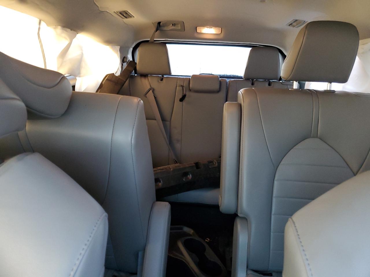 2022 TOYOTA HIGHLANDER XLE VIN:5TDGZRAH2NS550768