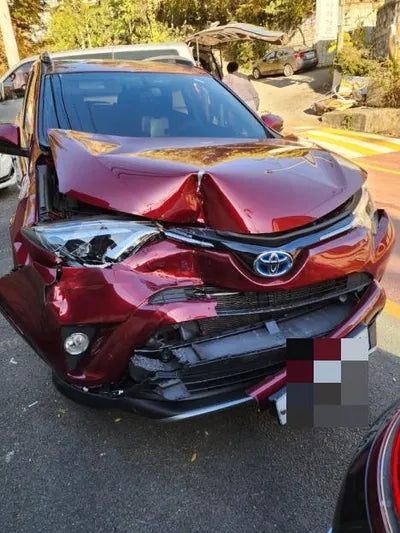 2017 Toyota RAV4 VIN: