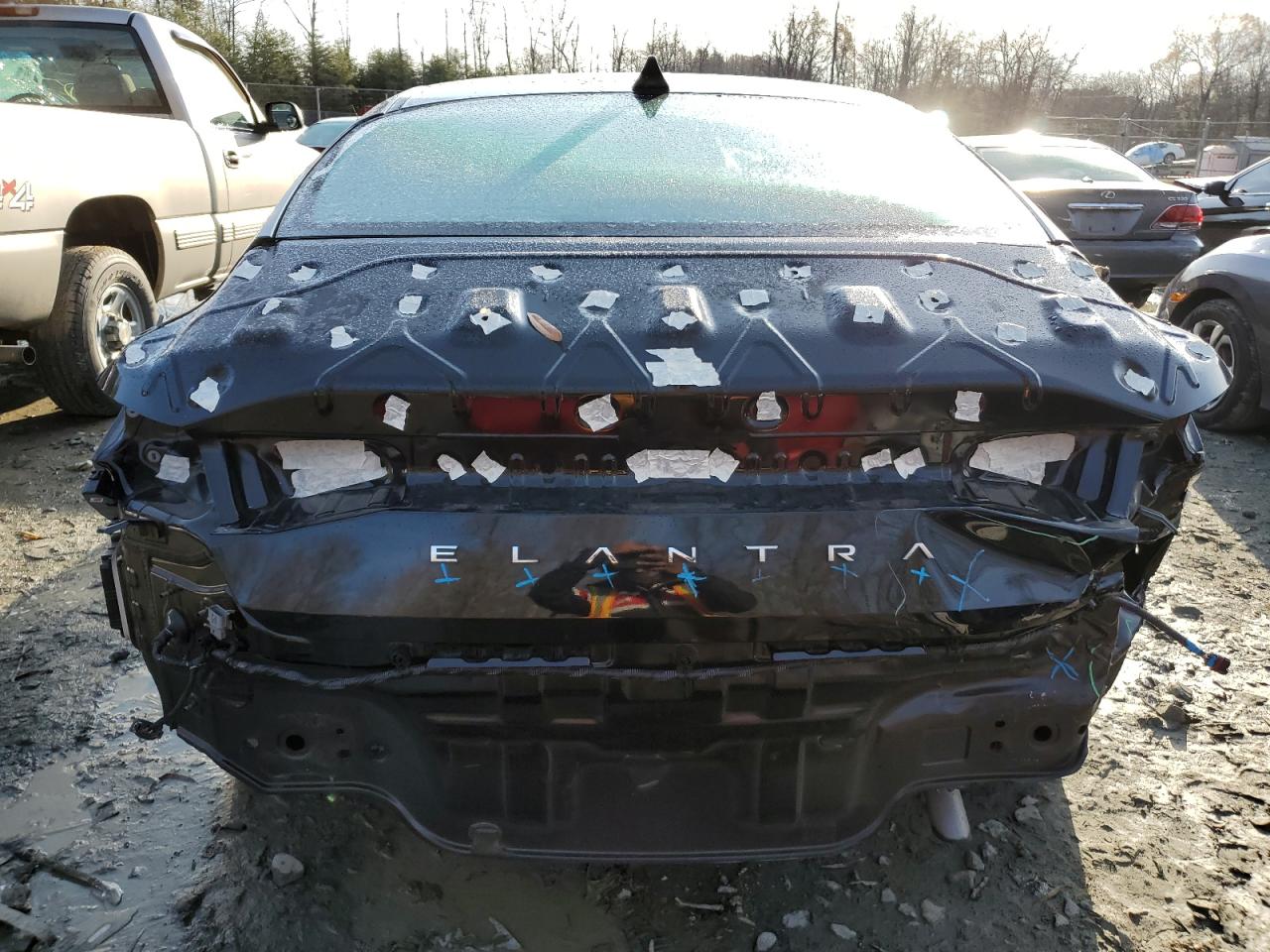 2023 HYUNDAI ELANTRA SEL VIN:KMHLM4AG3PU460224