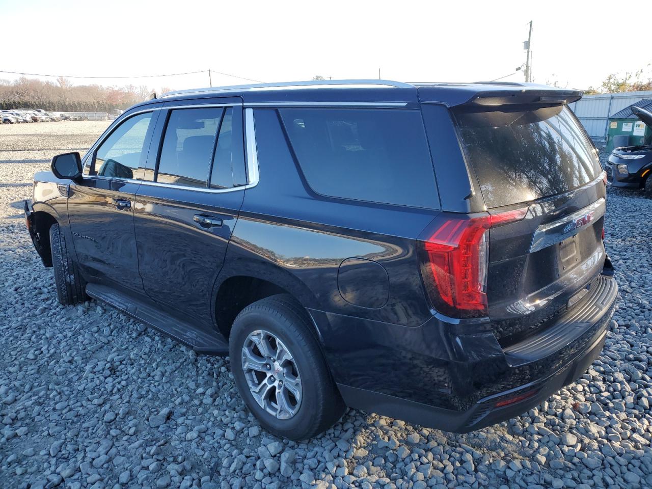 2022 GMC YUKON SLE VIN:1GKS2AKD2NR282657