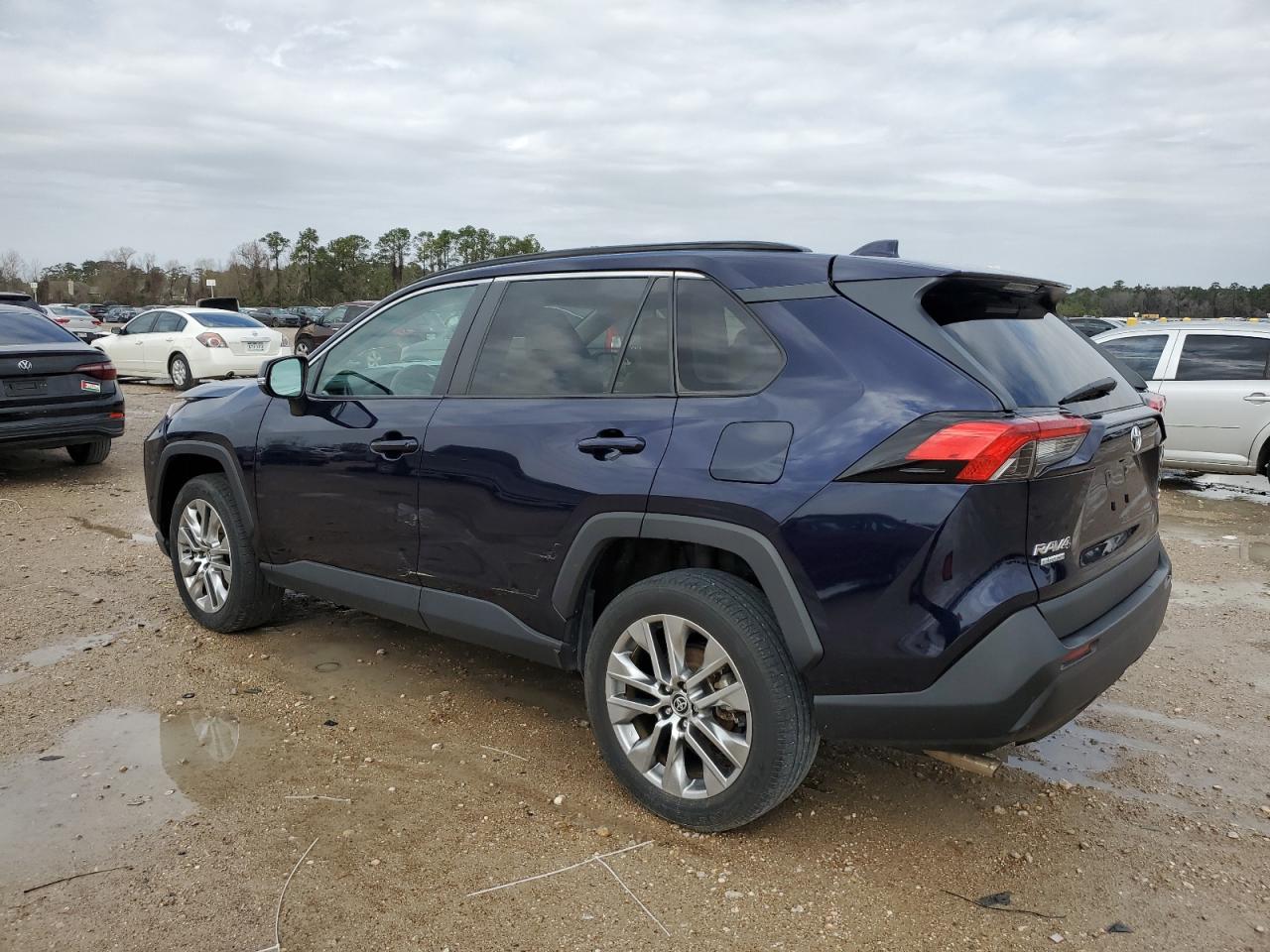 2022 TOYOTA RAV4 XLE PREMIUM VIN:2T3C1RFV5NW217919