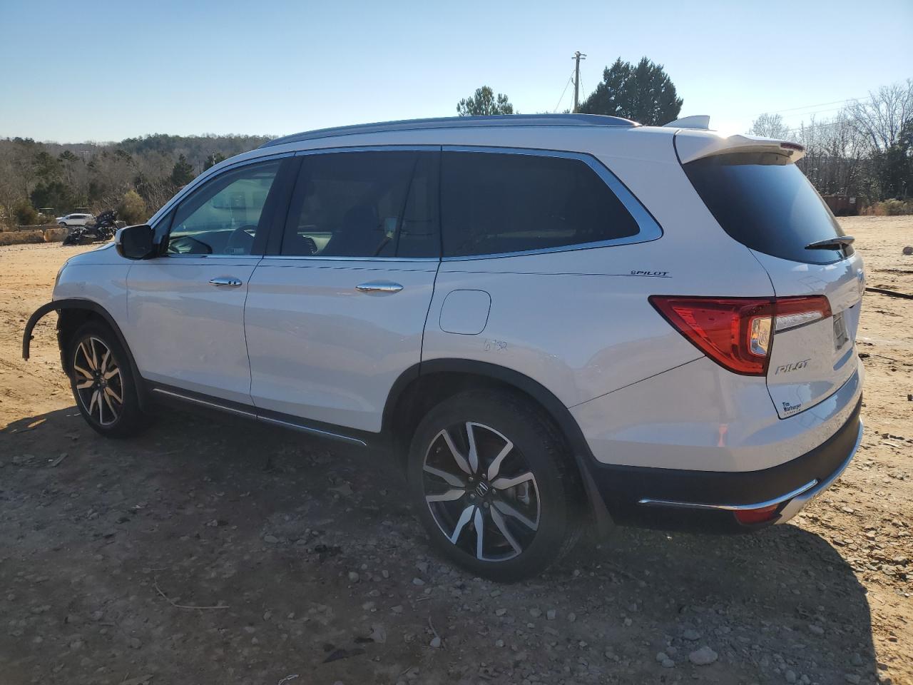2022 HONDA PILOT TOURING VIN:5FNYF6H66NB059642