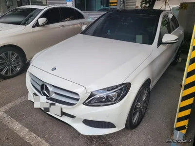 2015 Mercedes-Benz C 200 VIN: